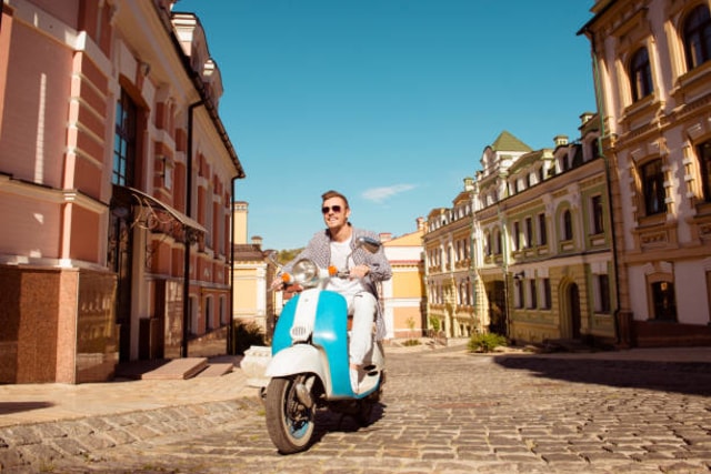 Biar Tetap Apik, Ini Cara Tepat Rawat Vespa Klasik!